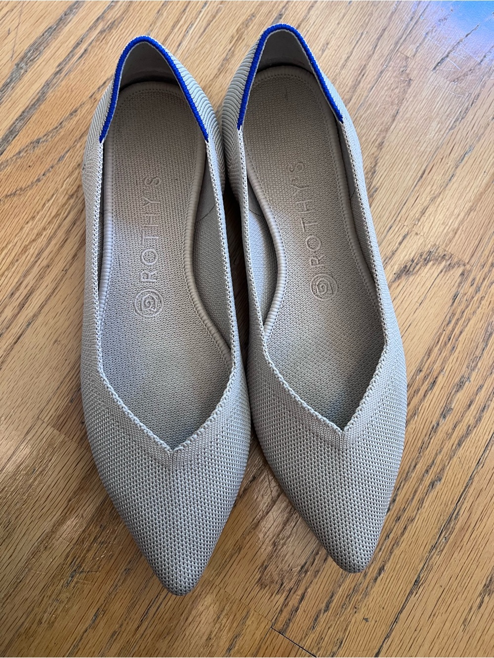 Rothy's Beige Pointed Knit Flats with Blue Trim